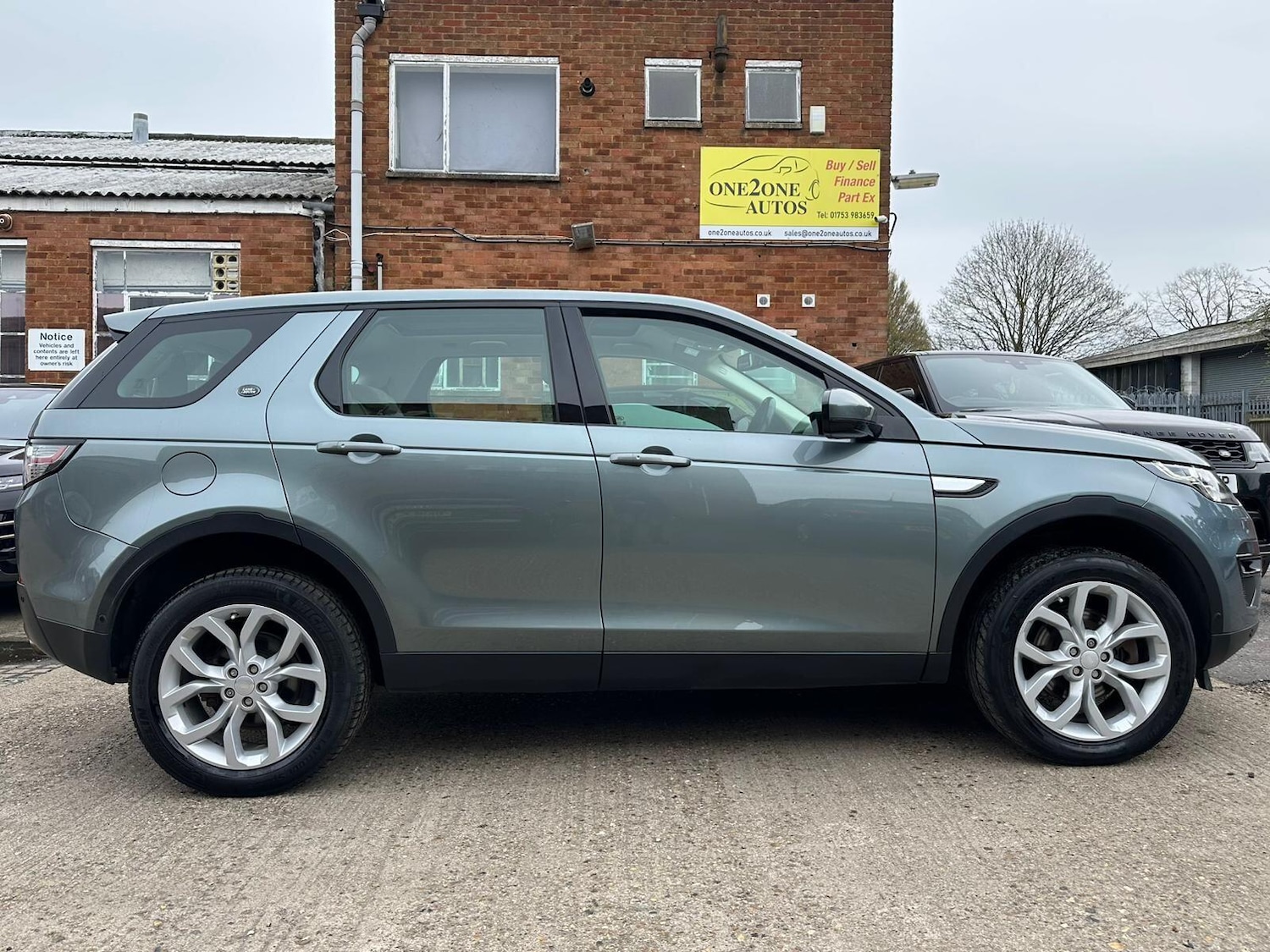 Used Land Rover Discovery Sport 2018 for sale - 77958341: Photo 11