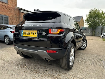 Used Land Rover Range Rover Evoque 2018 for sale - 75563566: Photo