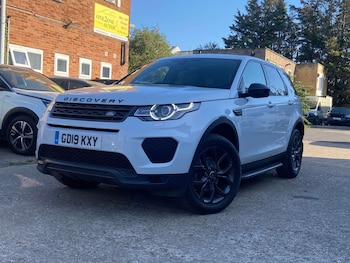 Used Land Rover Discovery Sport 2019 for sale - 79507101: Photo