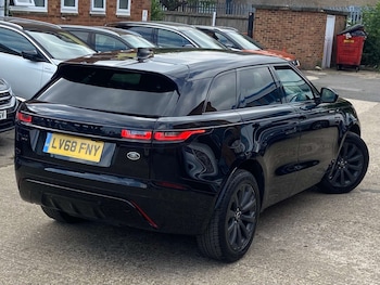 Used Land Rover Range Rover Velar 2018 for sale - 79219409: Photo