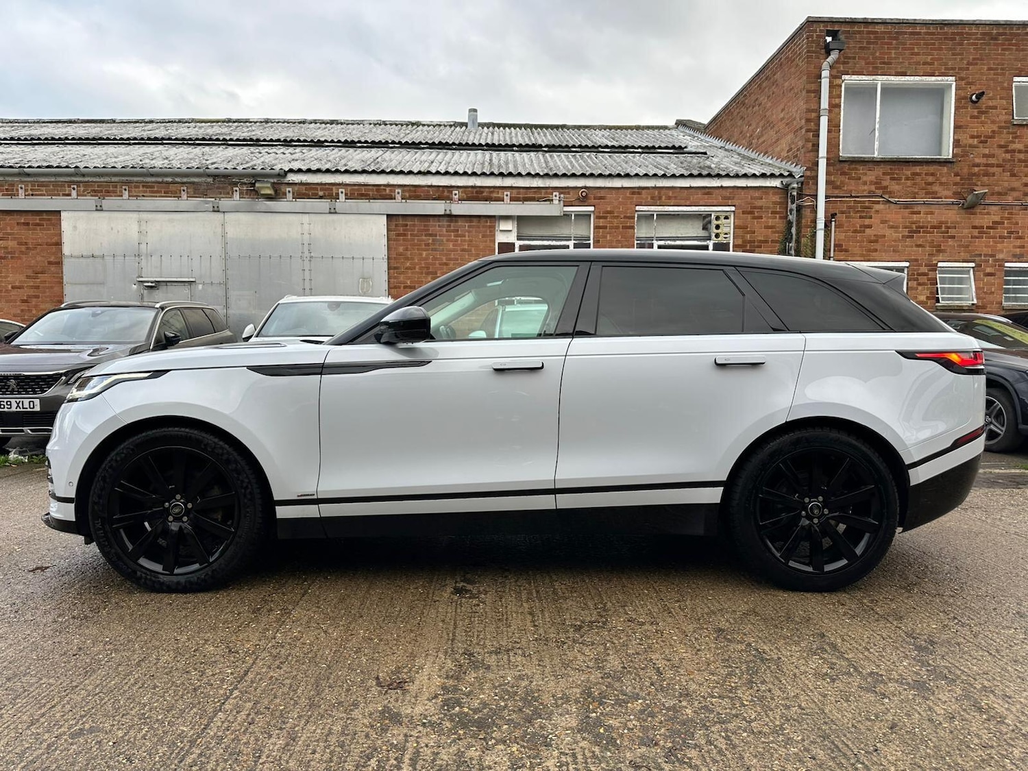 Used Land Rover Range Rover Velar 2019 for sale - 76521975: Photo 12