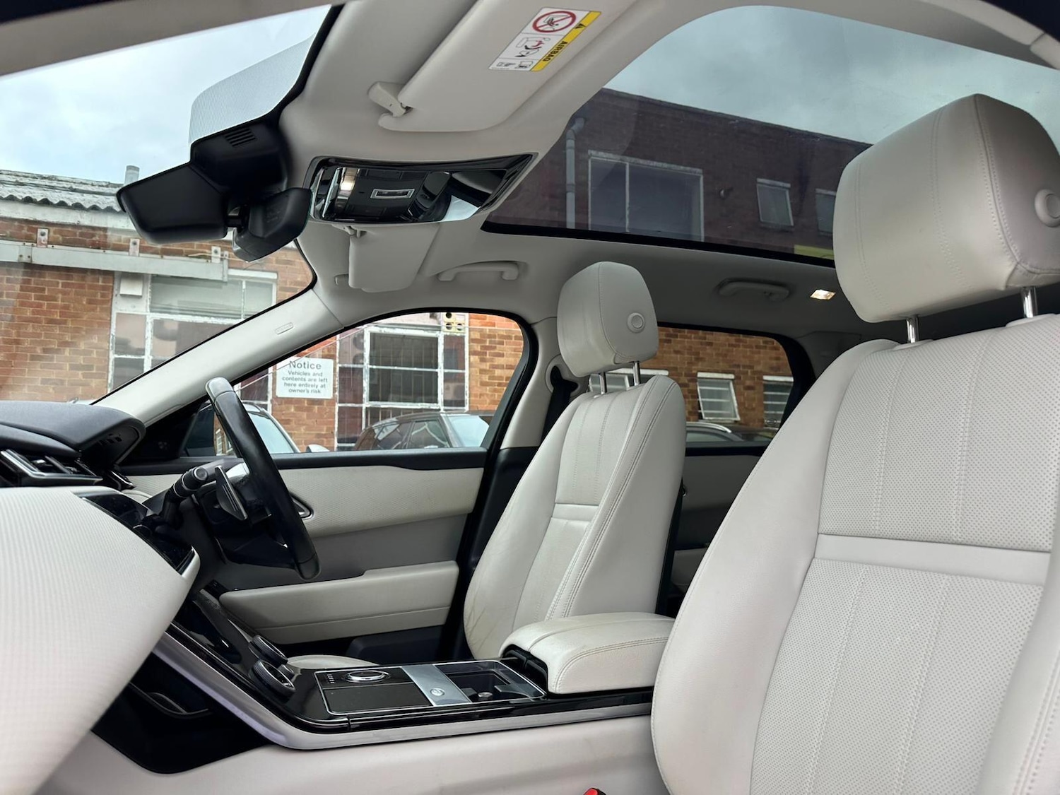 Used Land Rover Range Rover Velar 2019 for sale - 76521975: Photo 43