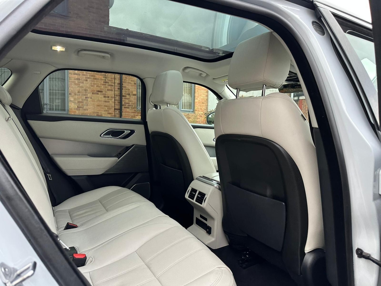 Used Land Rover Range Rover Velar 2019 for sale - 76521975: Photo 47