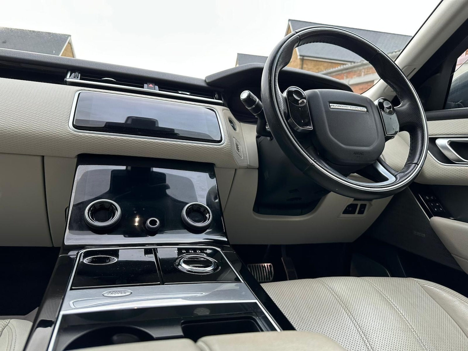 Used Land Rover Range Rover Velar 2019 for sale - 76521975: Photo 51