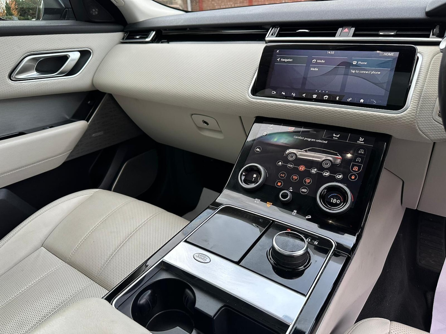 Used Land Rover Range Rover Velar 2019 for sale - 76521975: Photo 52