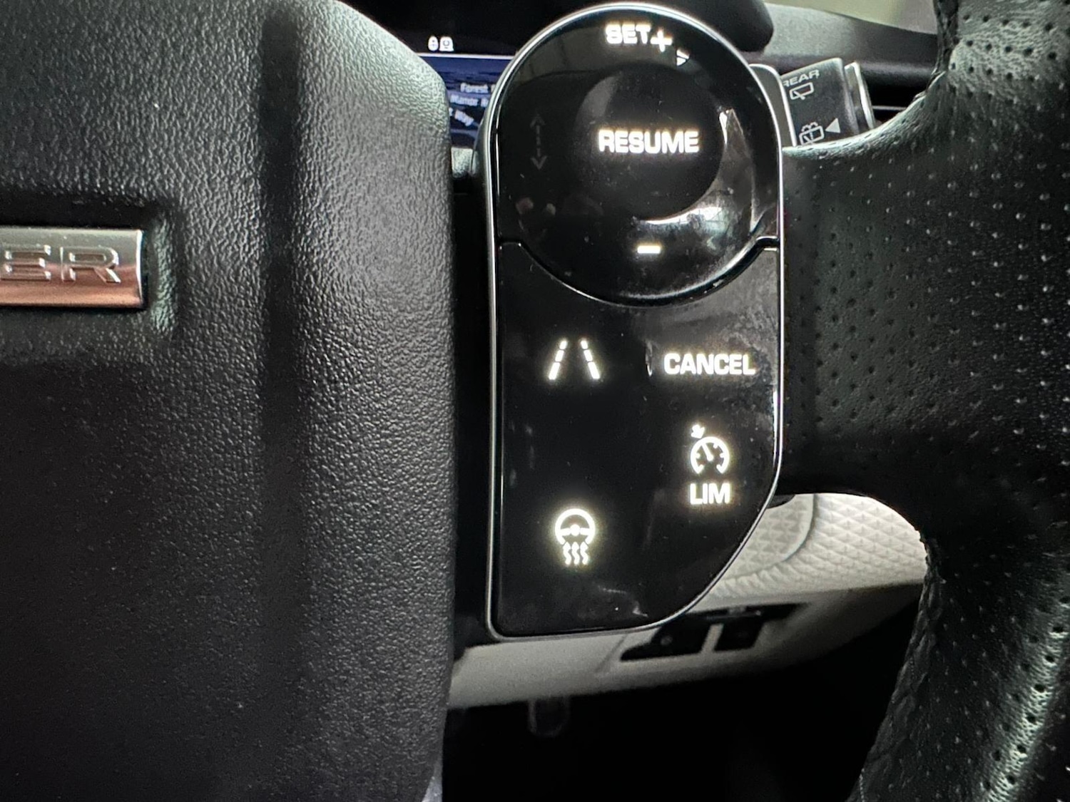 Used Land Rover Range Rover Velar 2019 for sale - 76521975: Photo 60