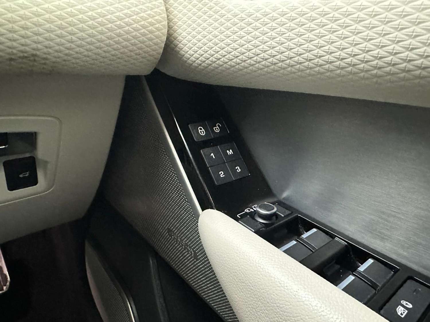 Used Land Rover Range Rover Velar 2019 for sale - 76521975: Photo 62