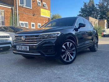 Used Volkswagen Touareg 2019 for sale - 79393404: Photo