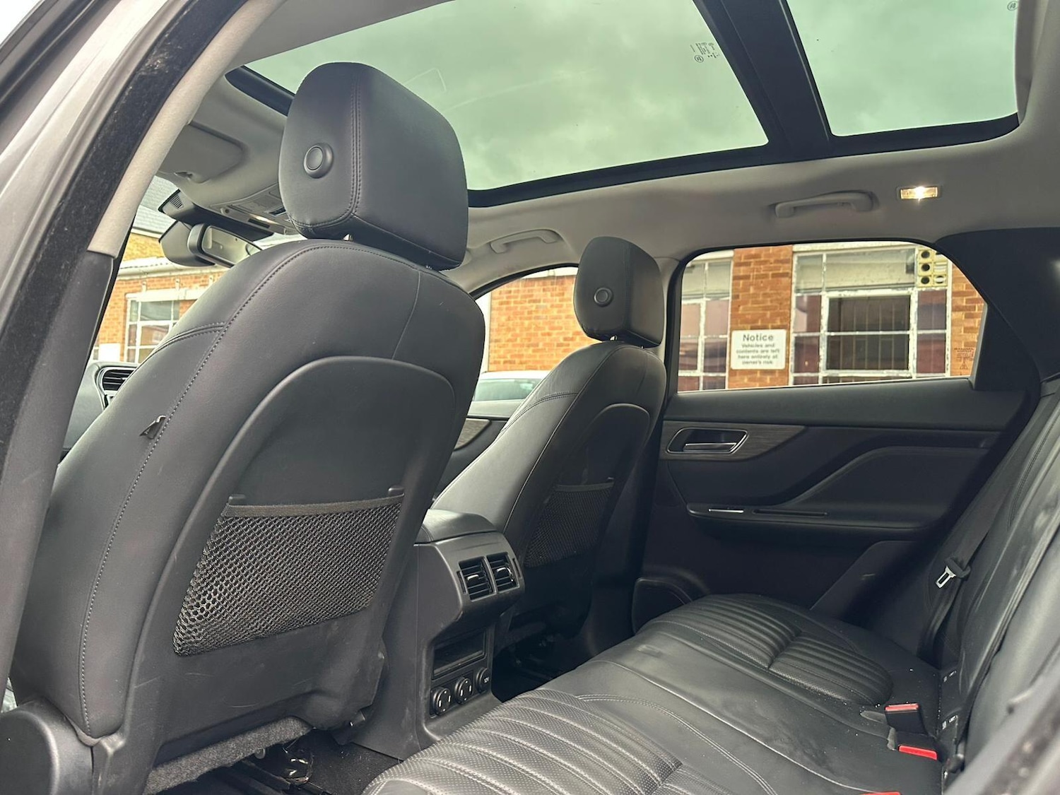 Used Jaguar F-Pace 2016 for sale - 77174987: Photo 43