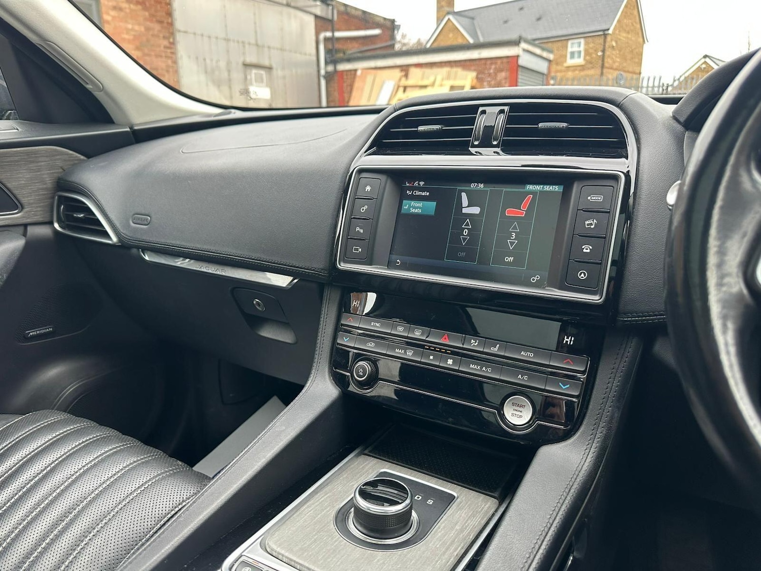 Used Jaguar F-Pace 2016 for sale - 77174987: Photo 45