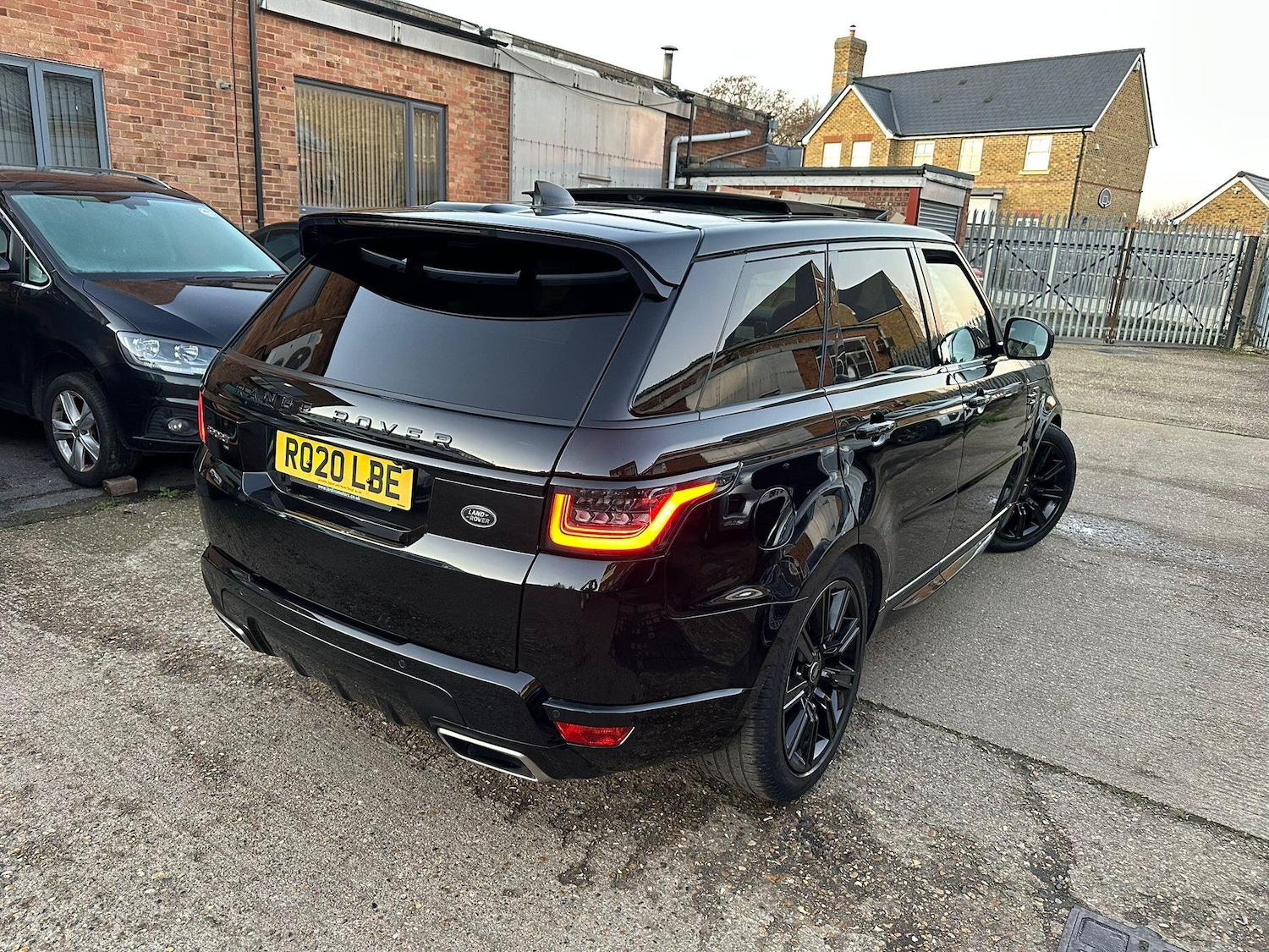 Used Land Rover Range Rover Sport 2020 for sale - 77091576: Photo 3