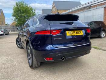 Used Jaguar F-Pace 2019 for sale - 74585524: Photo