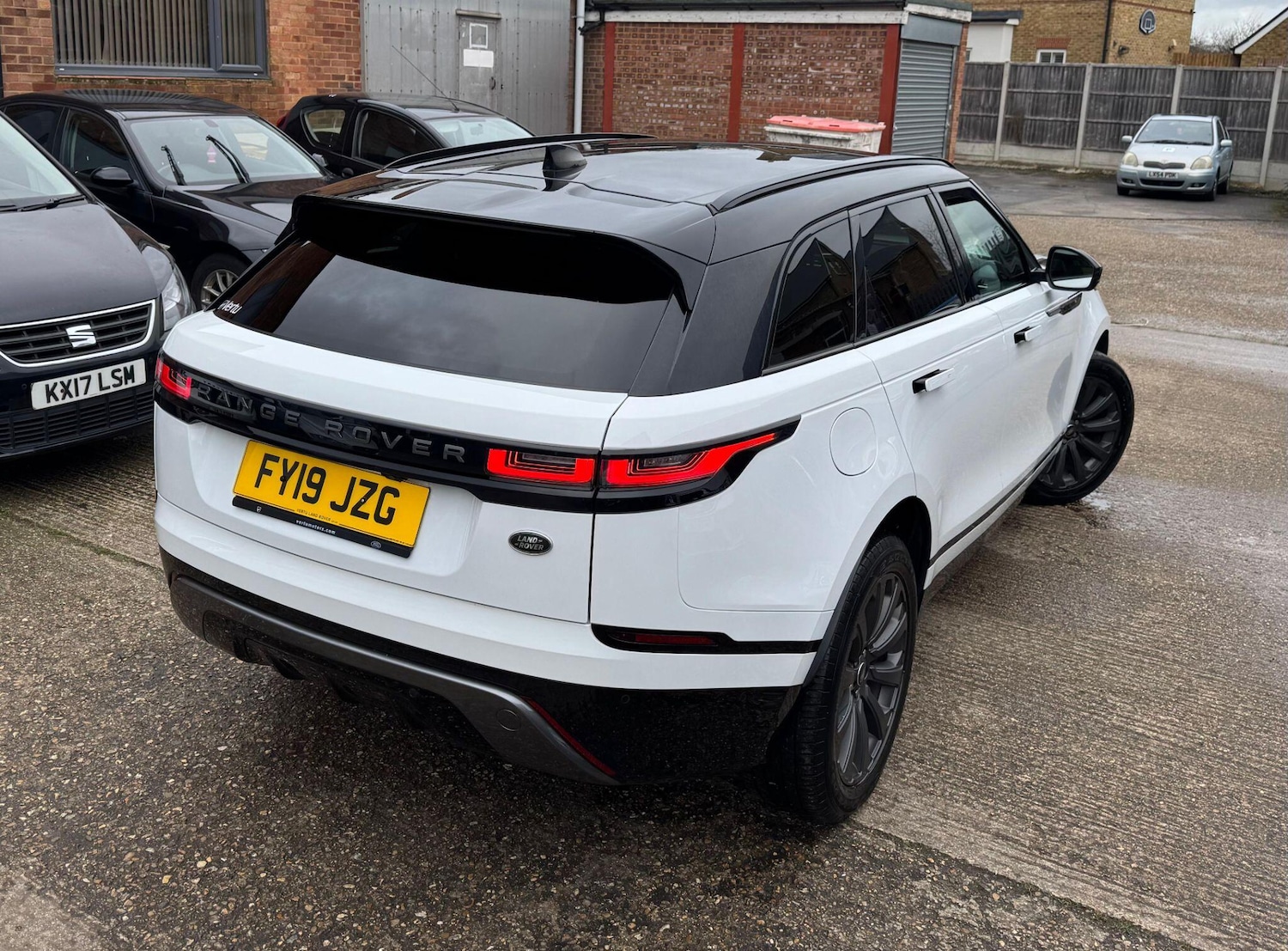 Used Land Rover Range Rover Velar 2019 for sale - 77538114: Photo 3