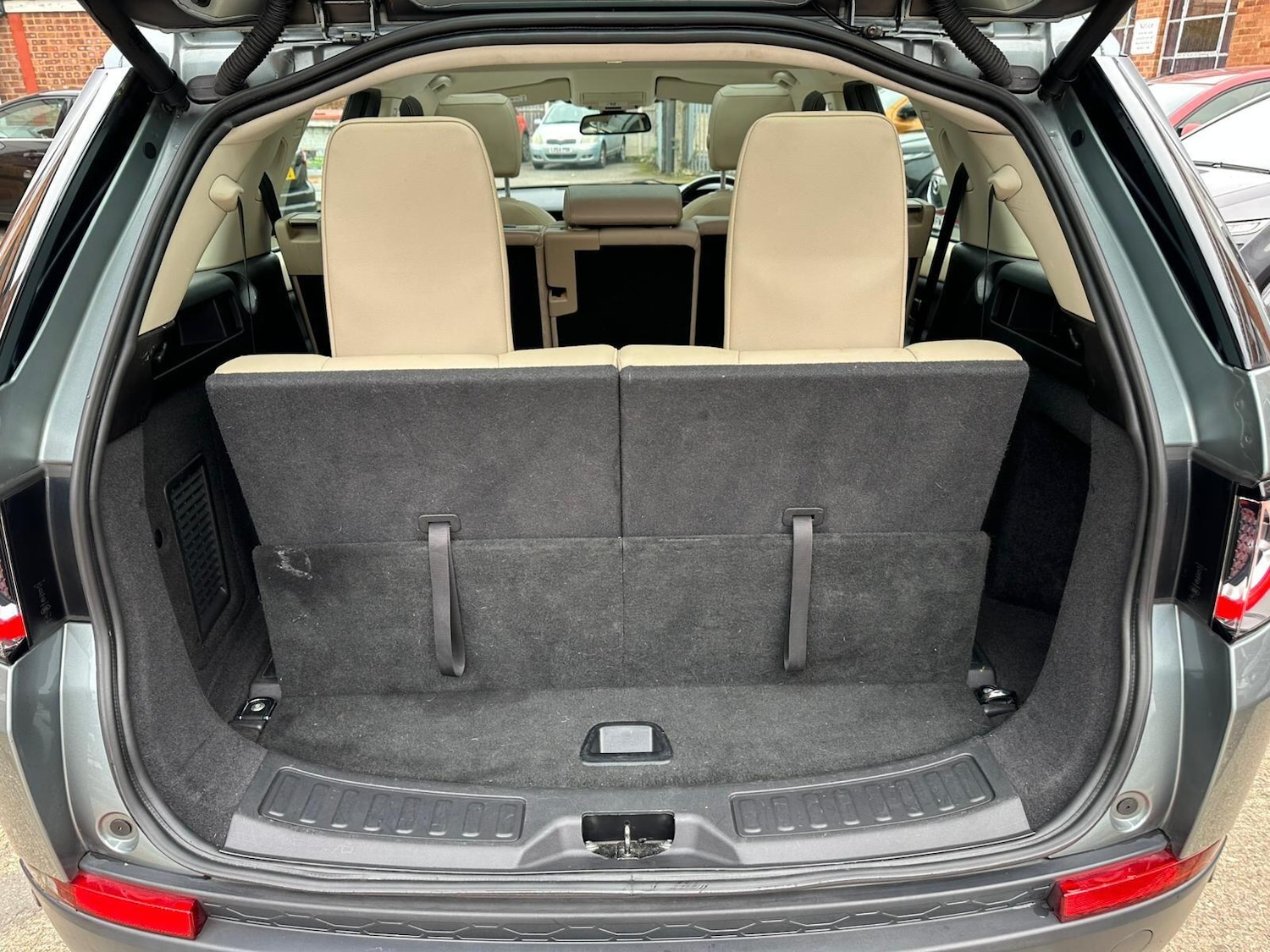 Used Land Rover Discovery Sport for sale - 77883576: Photo 34