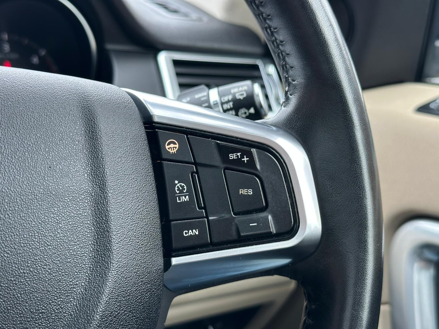 Used Land Rover Discovery Sport for sale - 77883576: Photo 53