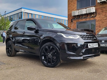 Used Land Rover Discovery Sport 2022 for sale - 79461040: Photo