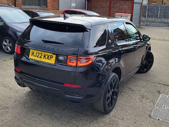 Used Land Rover Discovery Sport 2022 for sale - 79461040: Photo