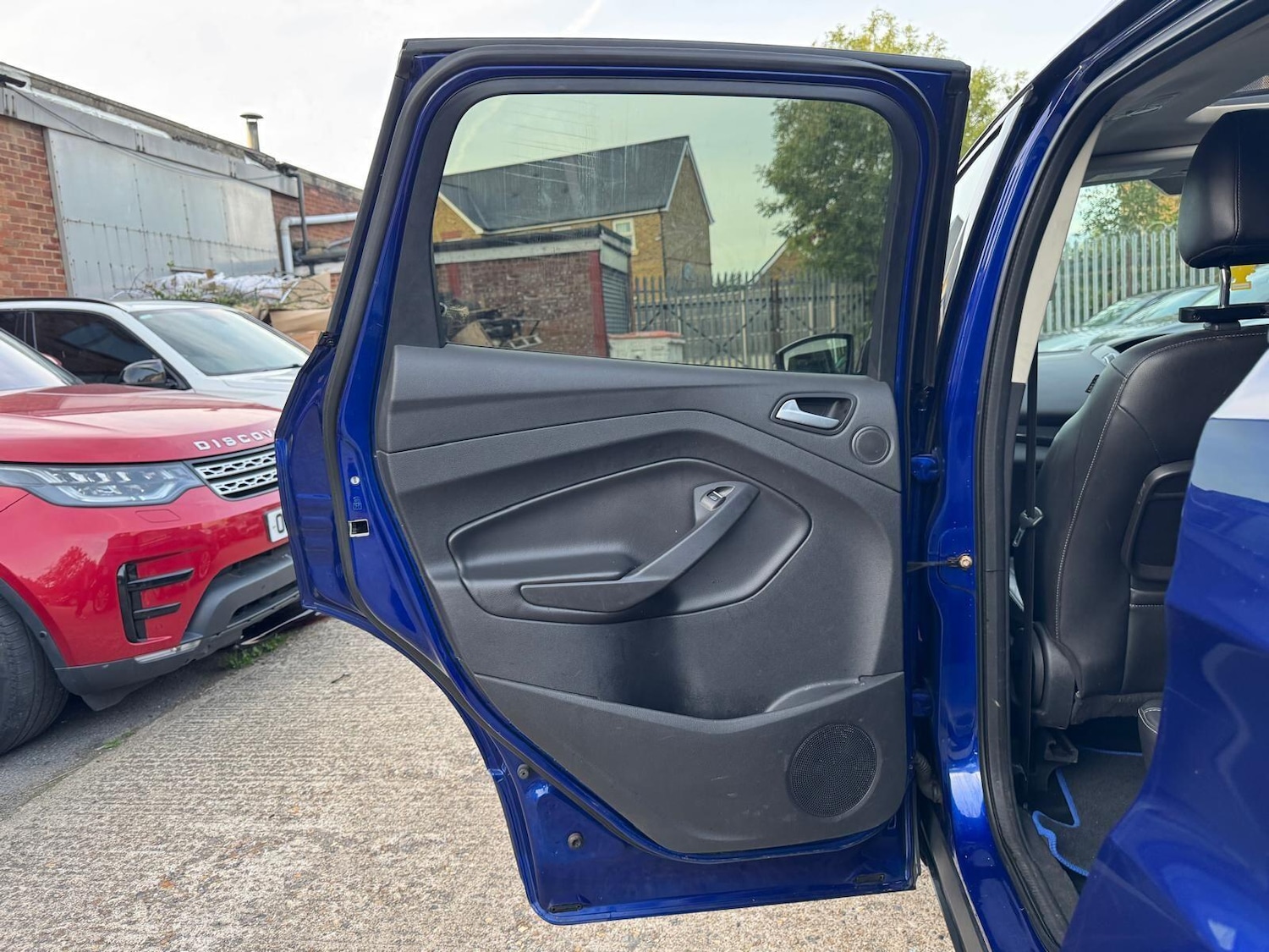 Used Ford Kuga 2015 for sale - 76592295: Photo 38