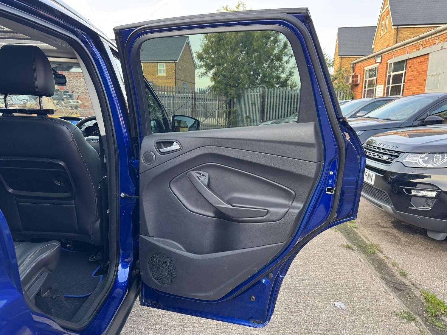 Used Ford Kuga 2015 for sale - 76592295: Photo 40