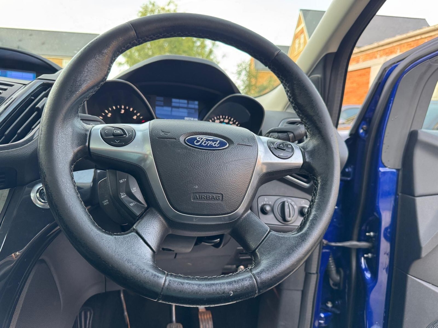 Used Ford Kuga 2015 for sale - 76592295: Photo 52