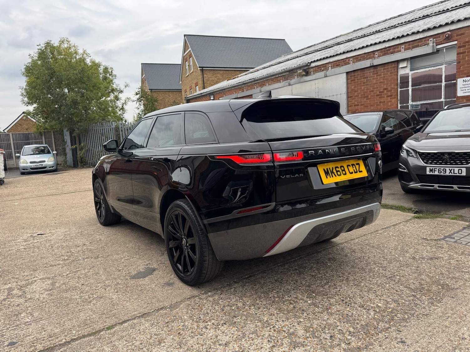 Used Land Rover Range Rover Velar 2018 for sale - 76166345: Photo 10