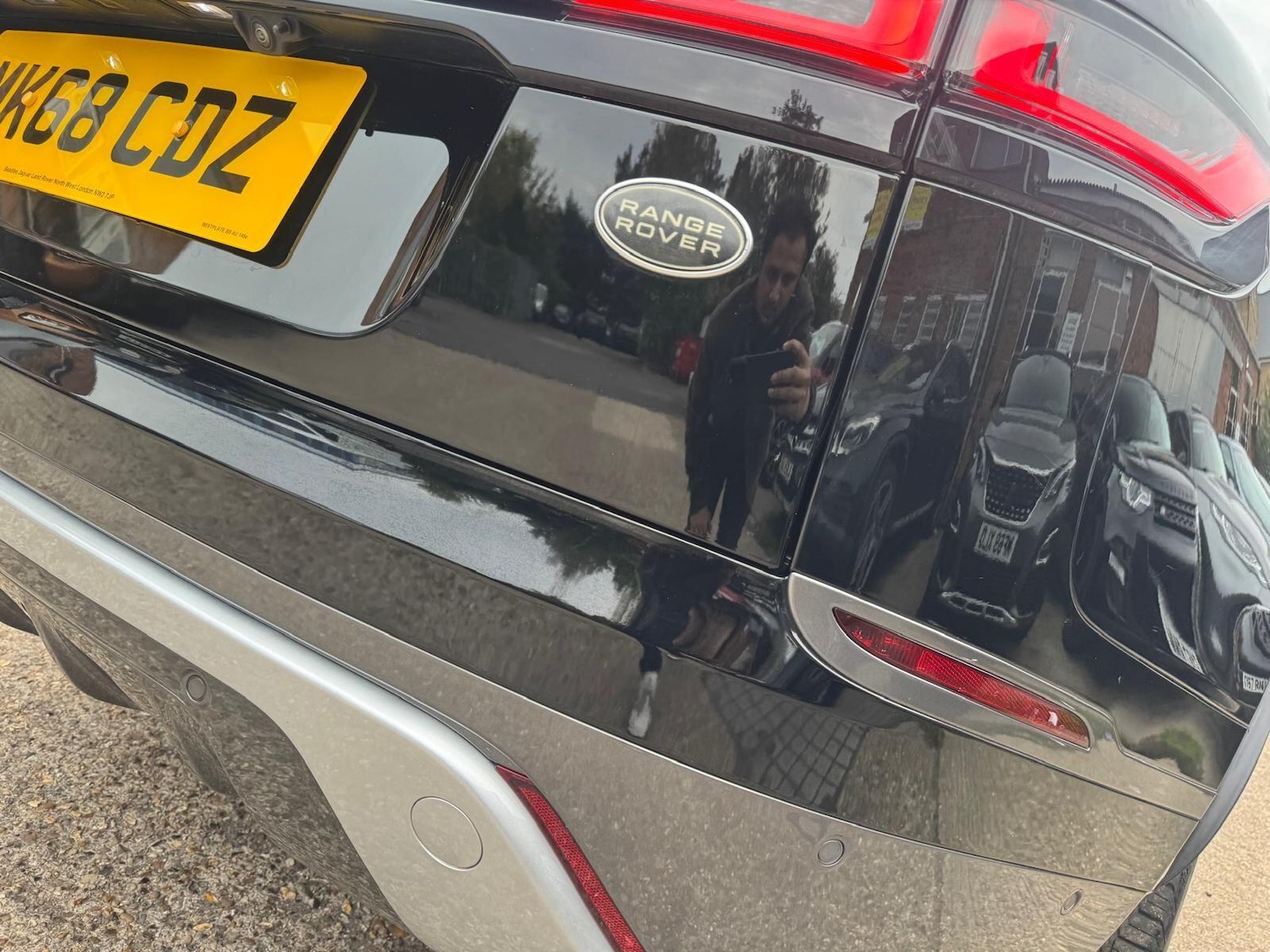 Used Land Rover Range Rover Velar 2018 for sale - 76166345: Photo 33