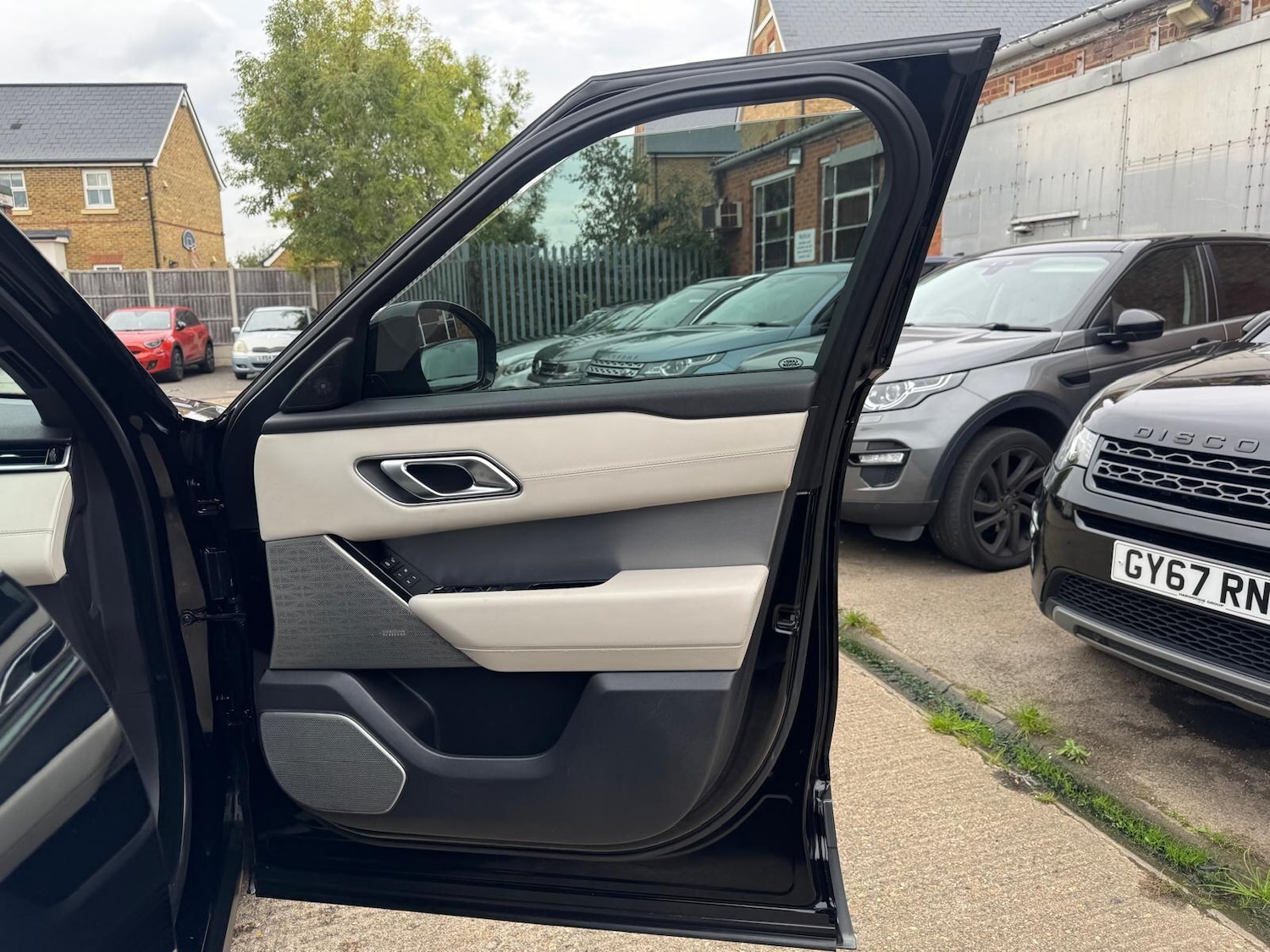 Used Land Rover Range Rover Velar 2018 for sale - 76166345: Photo 44