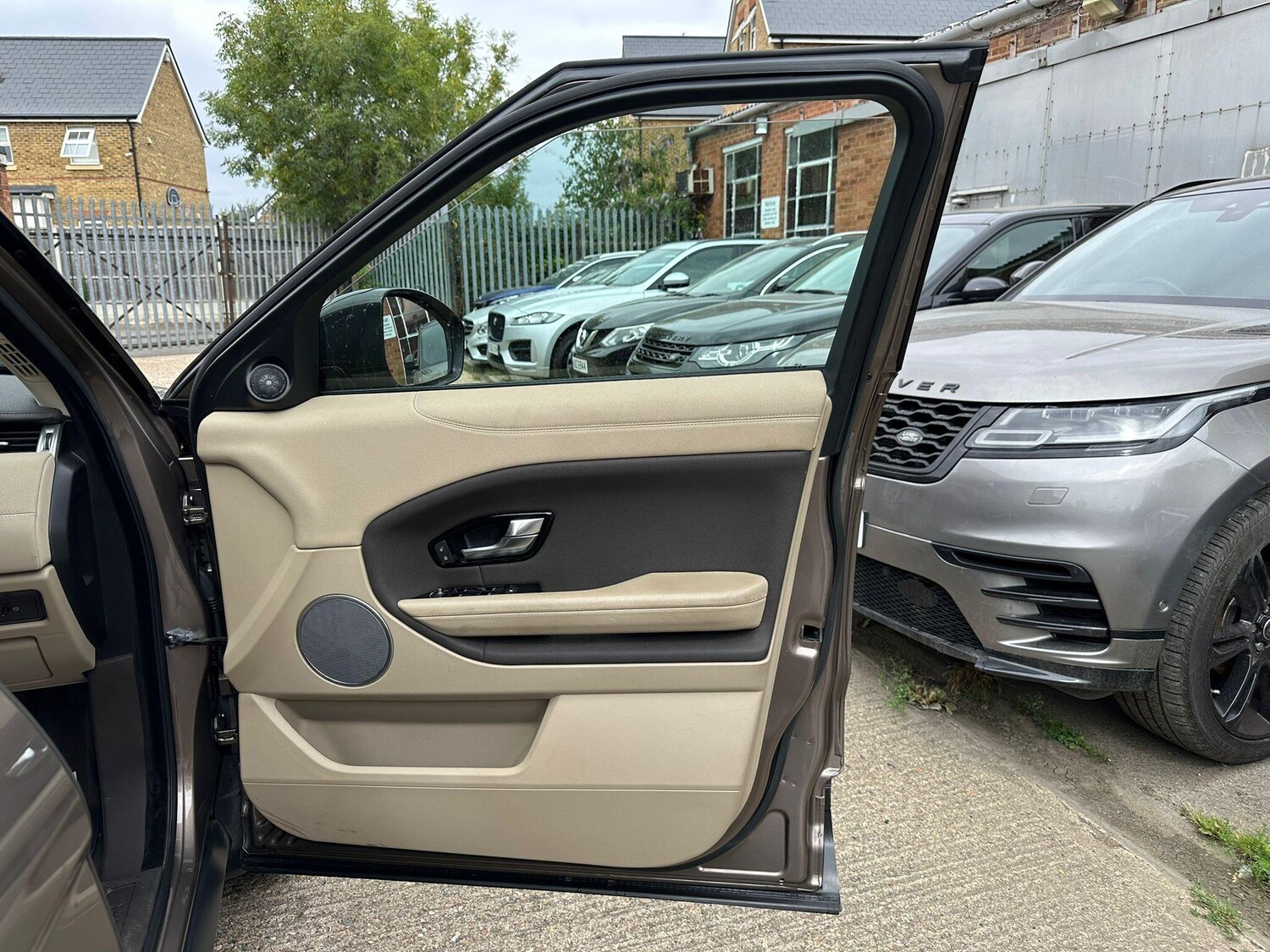 Used Land Rover Range Rover Evoque 2017 for sale - 76953160: Photo 41