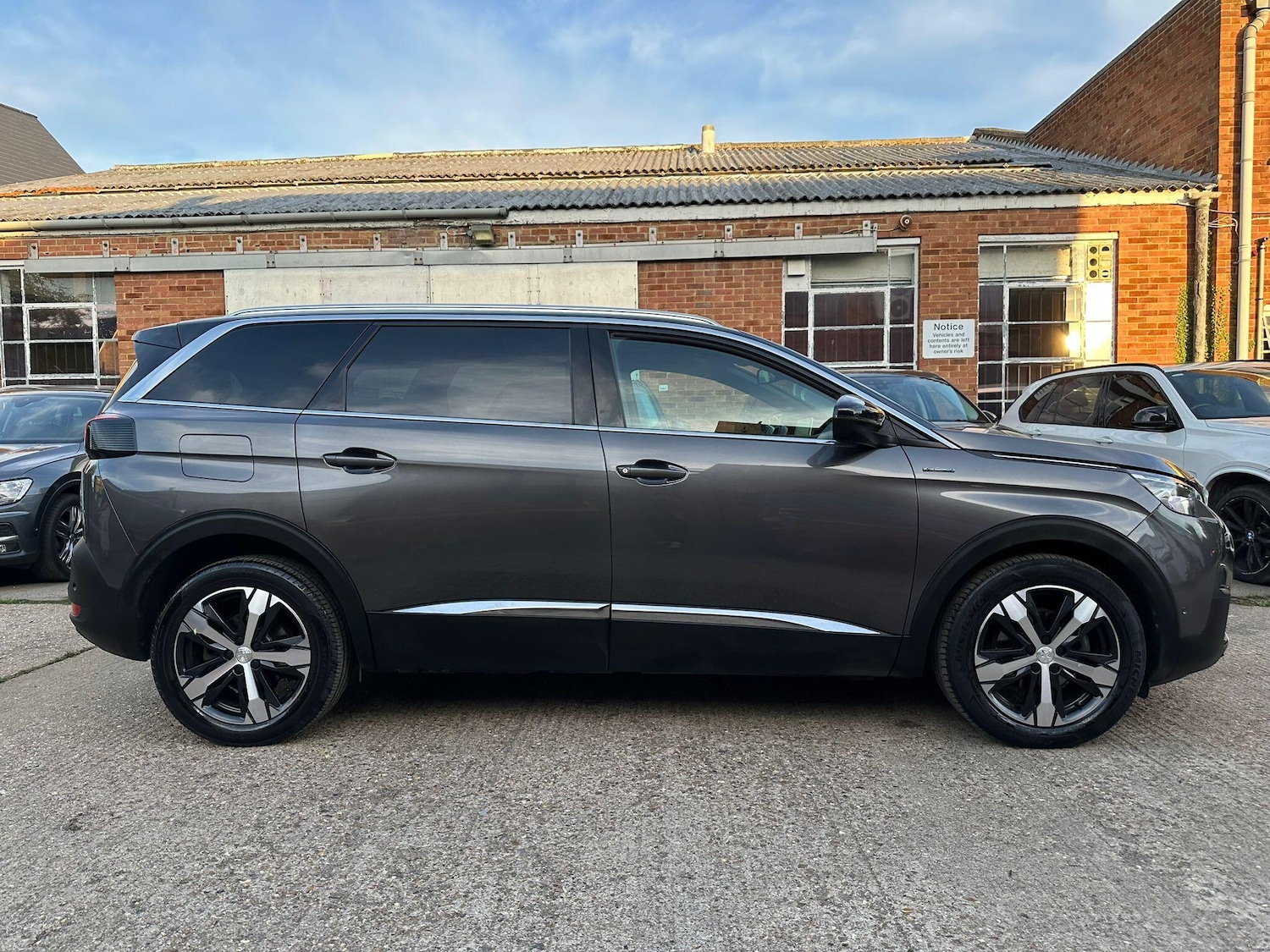 Used Peugeot 5008 2019 for sale - 76283494: Photo 11