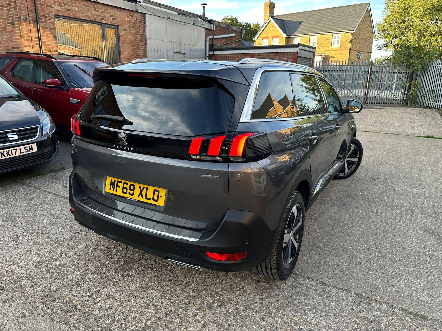Used Peugeot 5008 2019 for sale - 76283494: Photo 3