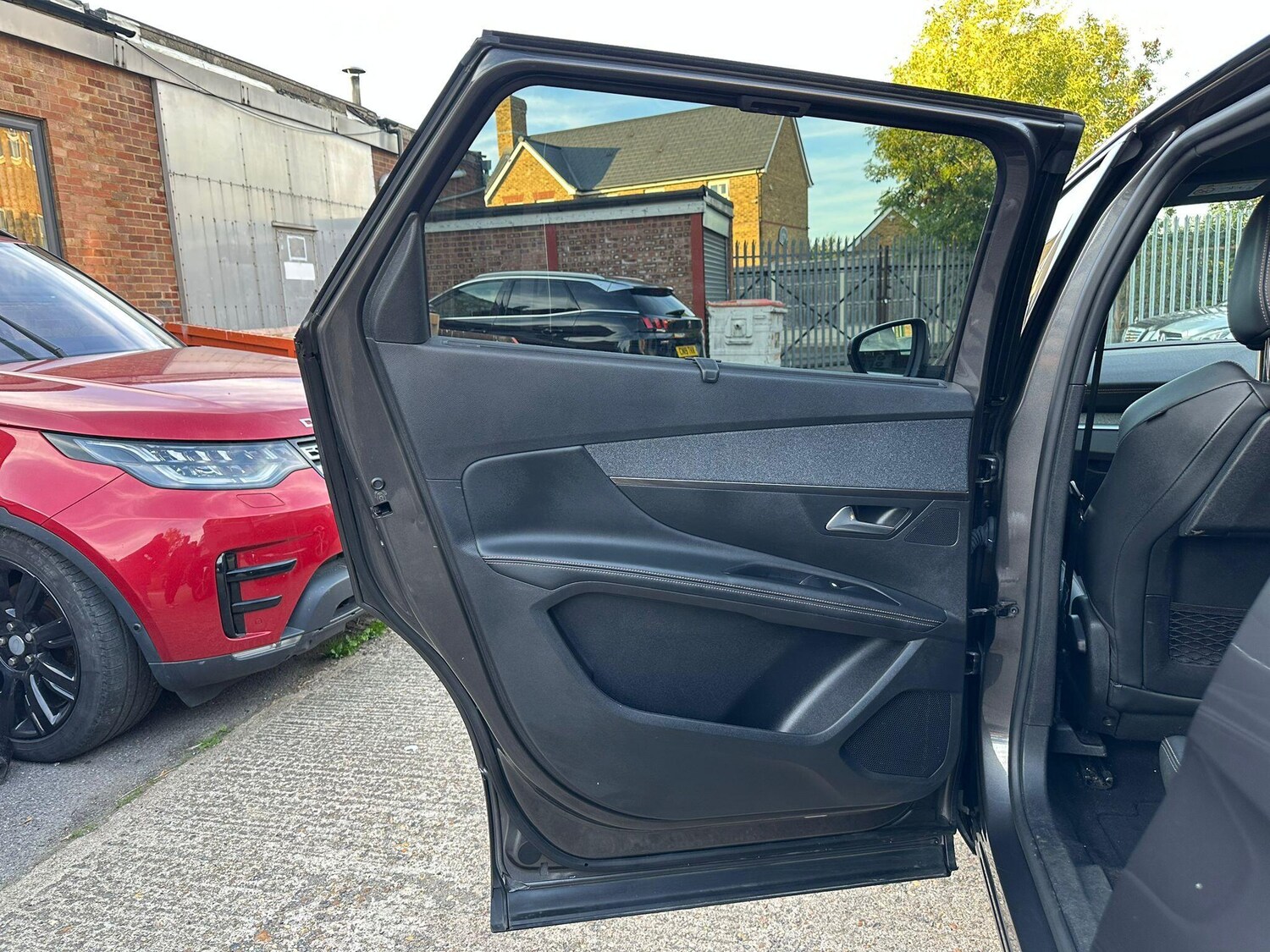 Used Peugeot 5008 2019 for sale - 76283494: Photo 39