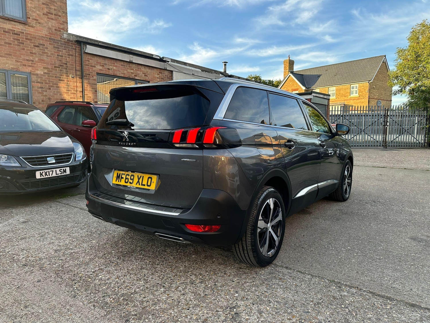 Used Peugeot 5008 2019 for sale - 76283494: Photo 9