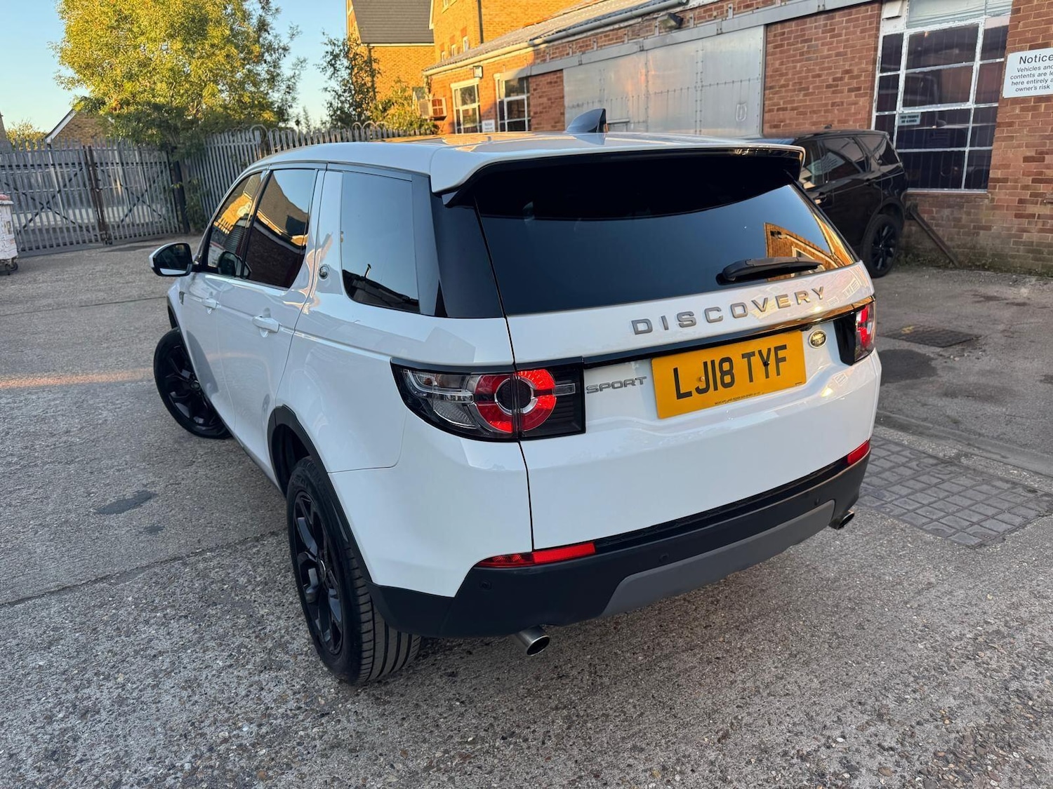 Used Land Rover Discovery Sport 2018 for sale - 76083744: Photo 11