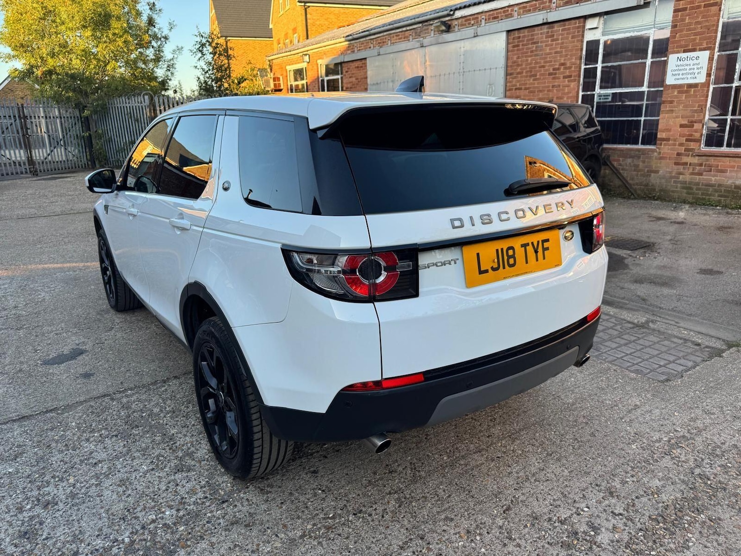Used Land Rover Discovery Sport 2018 for sale - 76083744: Photo 27