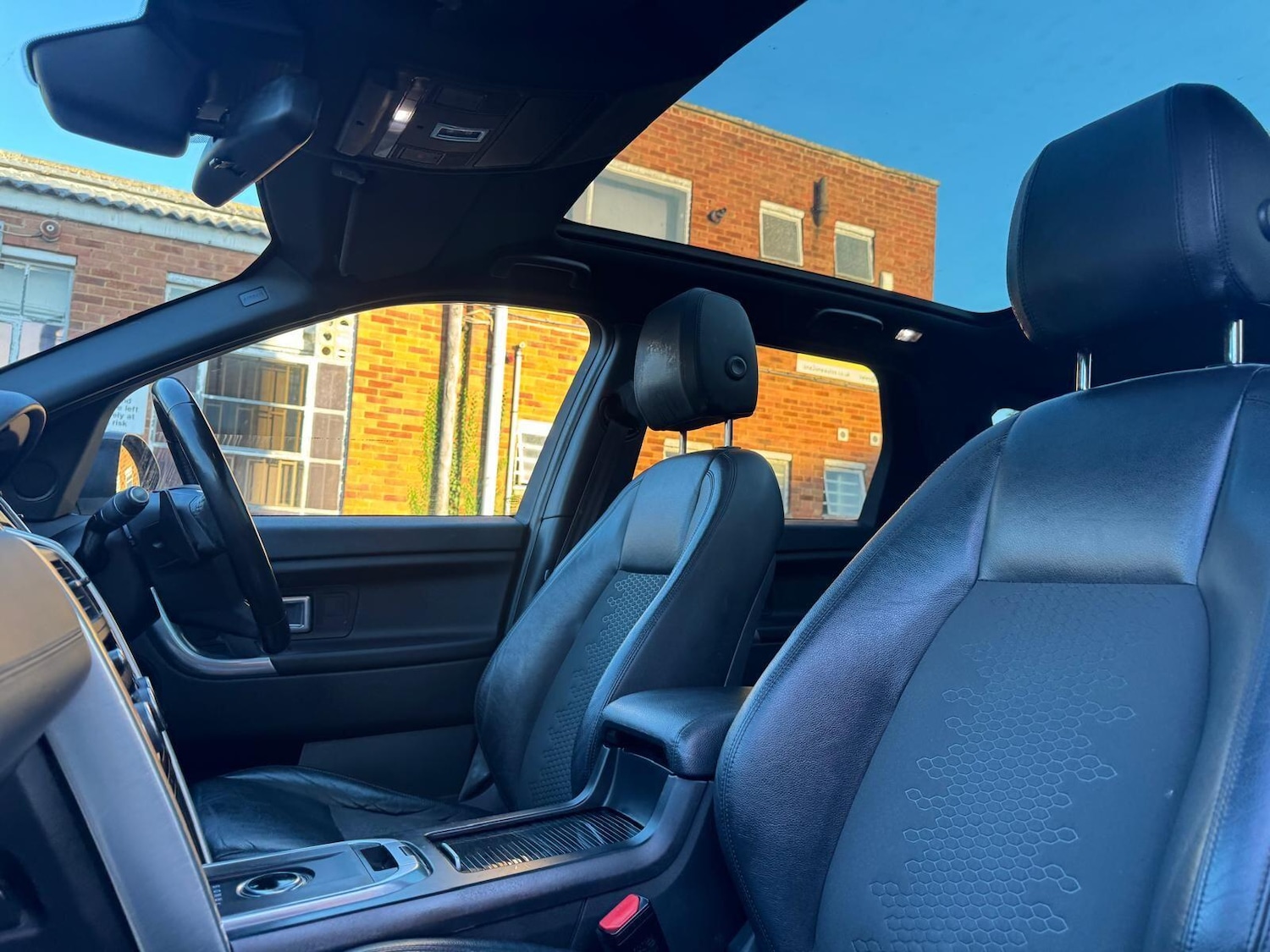 Used Land Rover Discovery Sport 2018 for sale - 76083744: Photo 30
