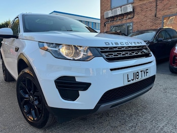Used Land Rover Discovery Sport 2018 for sale - 76083744: Photo 3