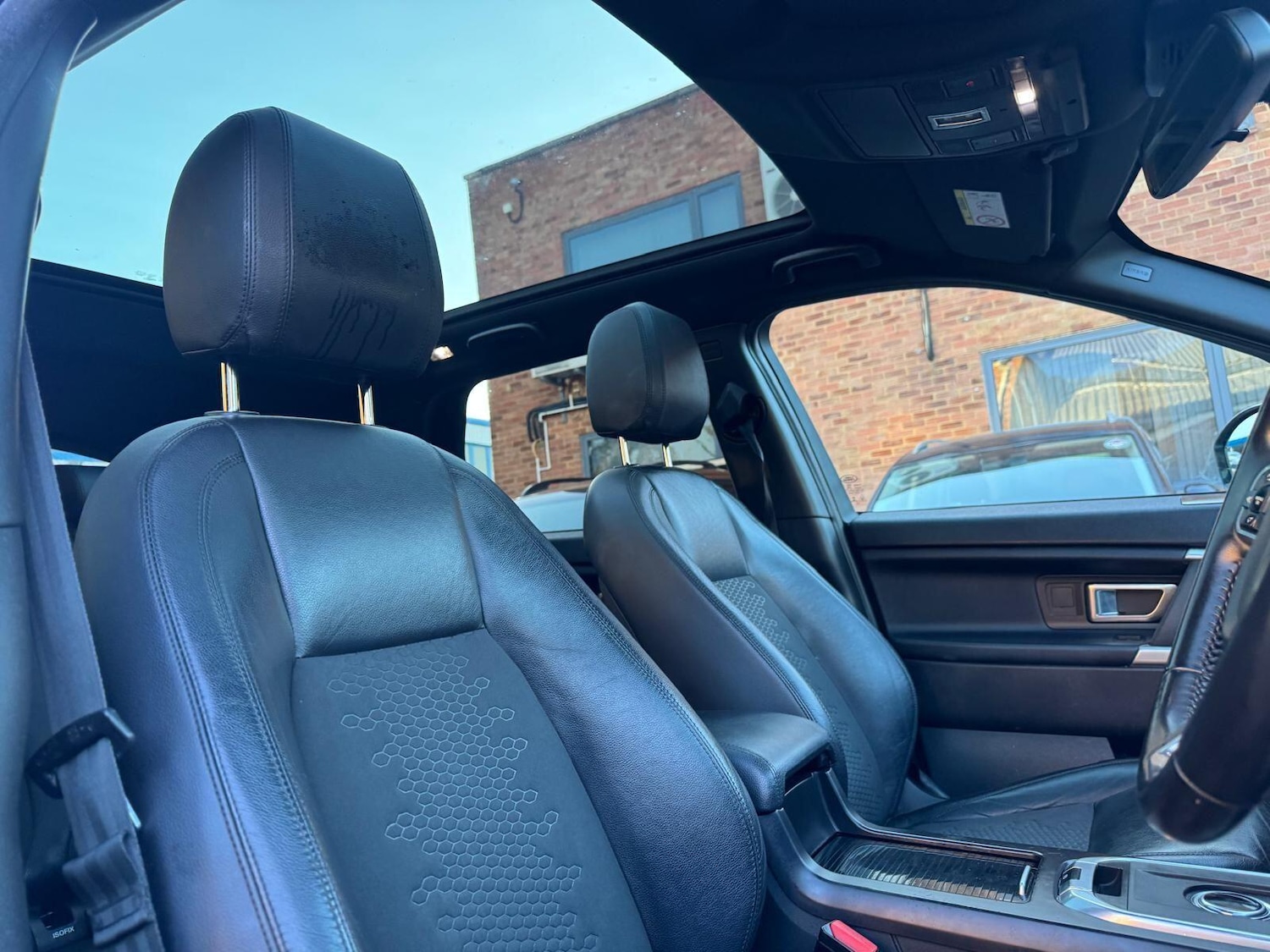 Used Land Rover Discovery Sport 2018 for sale - 76083744: Photo 40