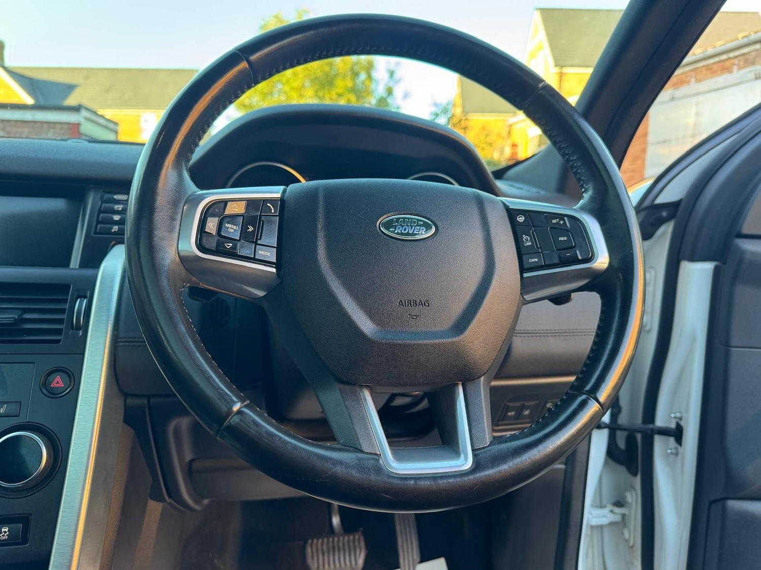 Used Land Rover Discovery Sport 2018 for sale - 76083744: Photo 50