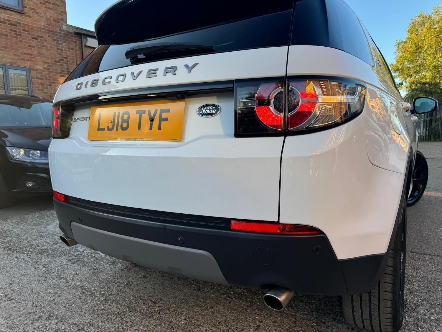 Used Land Rover Discovery Sport 2018 for sale - 76083744: Photo 8