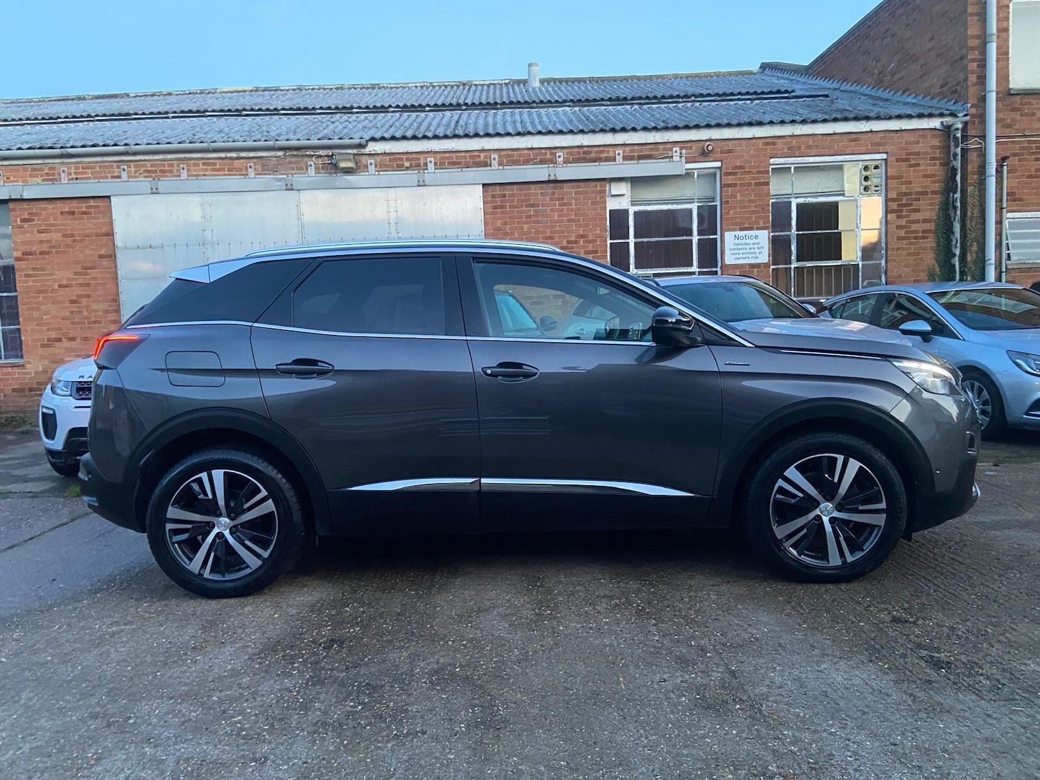 Used Peugeot 3008 2019 for sale - 77130616: Photo 11