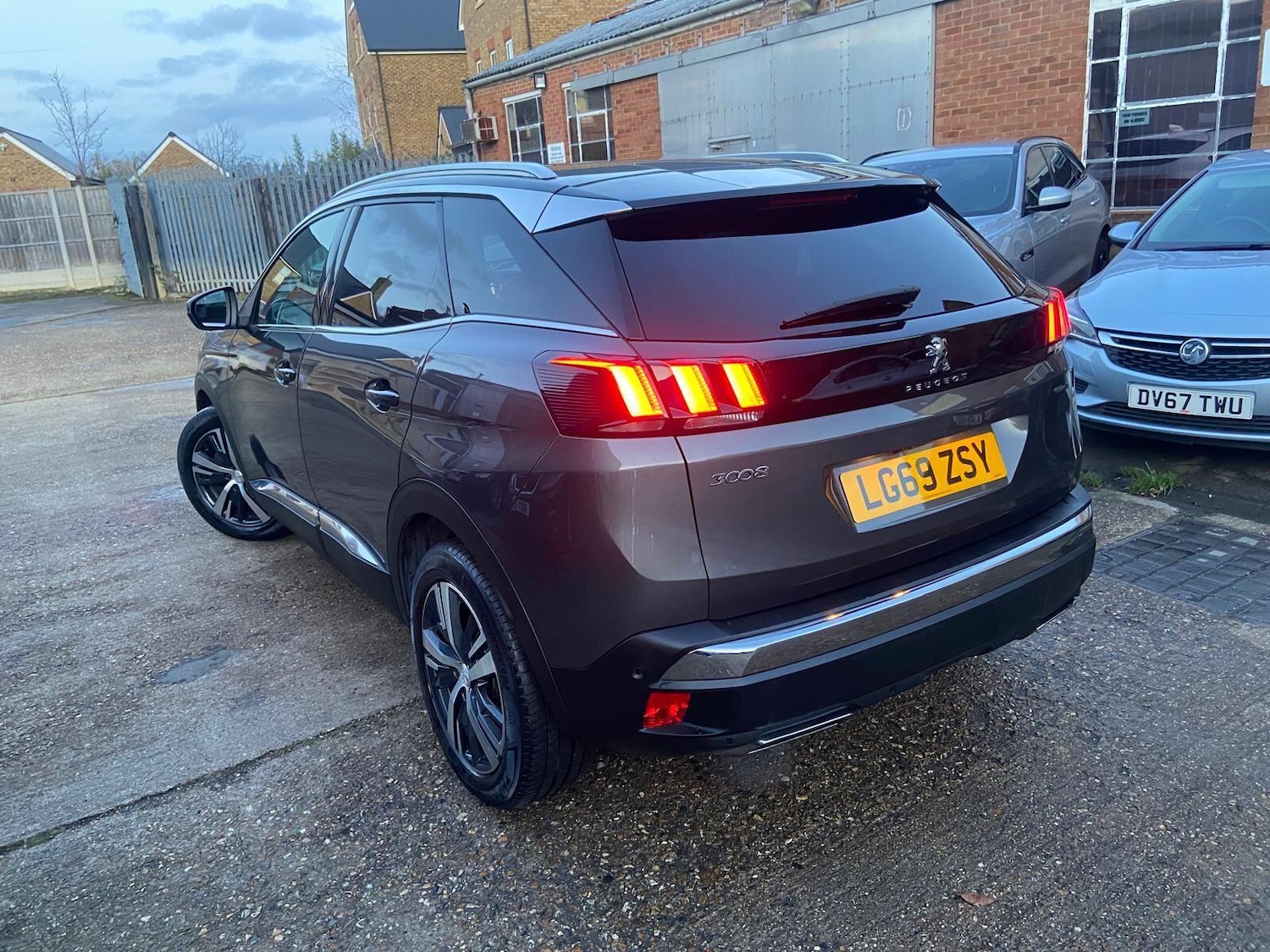 Used Peugeot 3008 2019 for sale - 77130616: Photo 4
