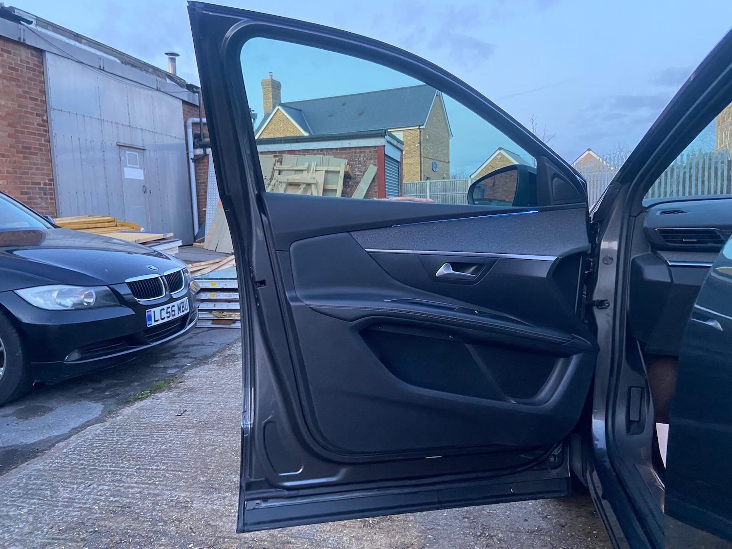 Used Peugeot 3008 2019 for sale - 77130616: Photo 42