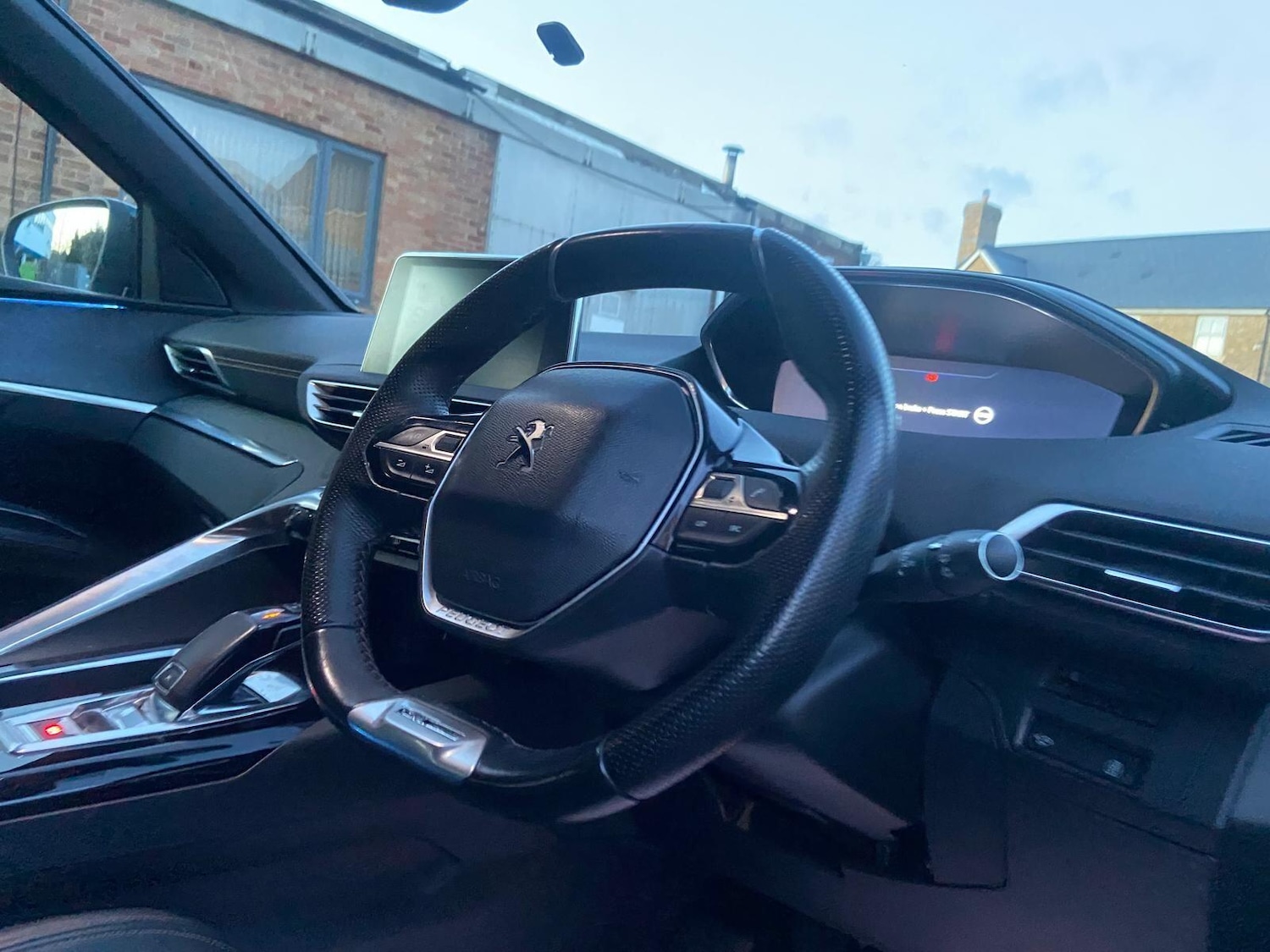 Used Peugeot 3008 2019 for sale - 77130616: Photo 45