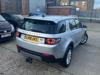 Used Land Rover Discovery Sport 2018 for sale - 77315473: Photo
