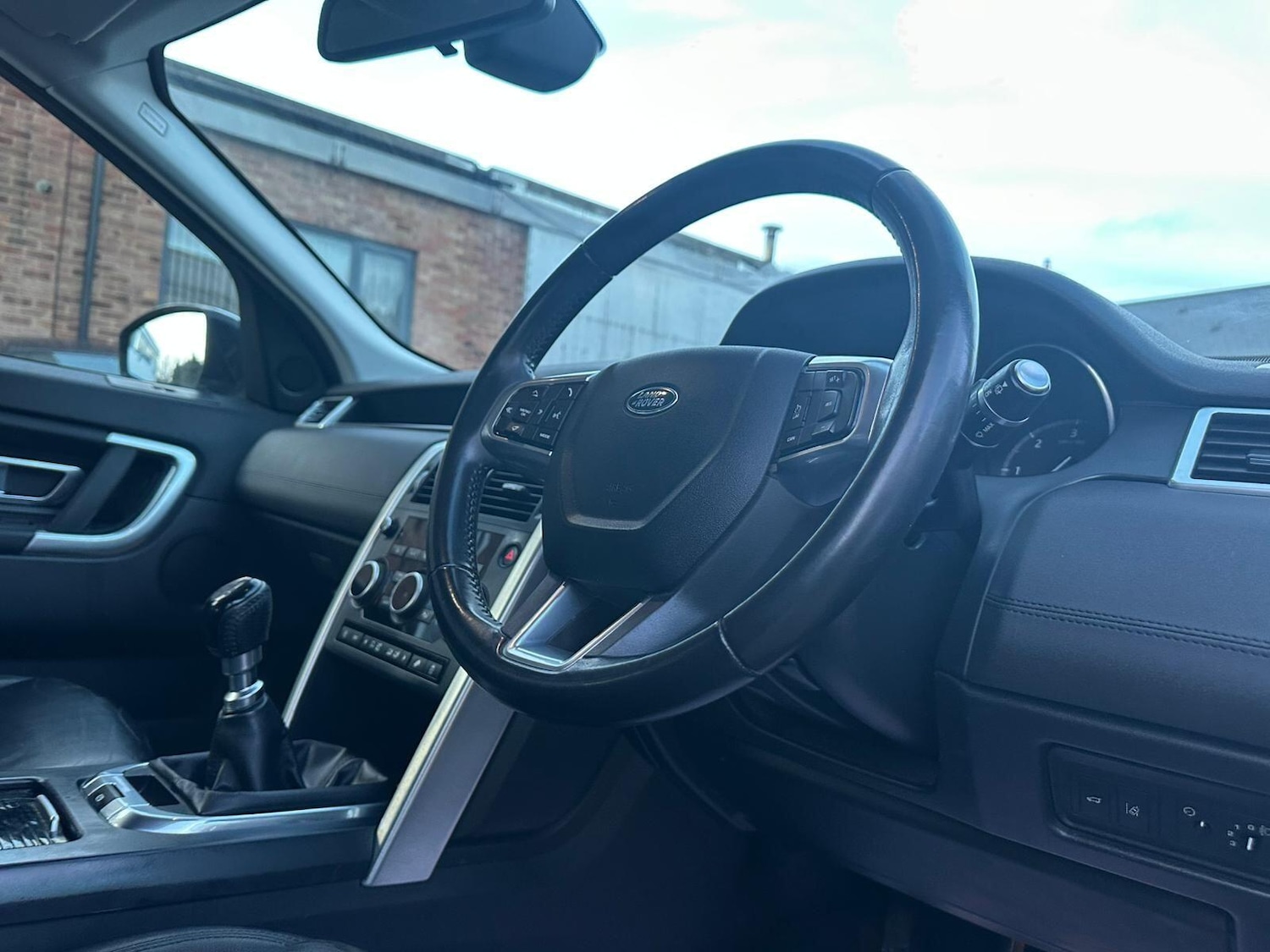 Used Land Rover Discovery Sport 2018 for sale - 77315473: Photo 48