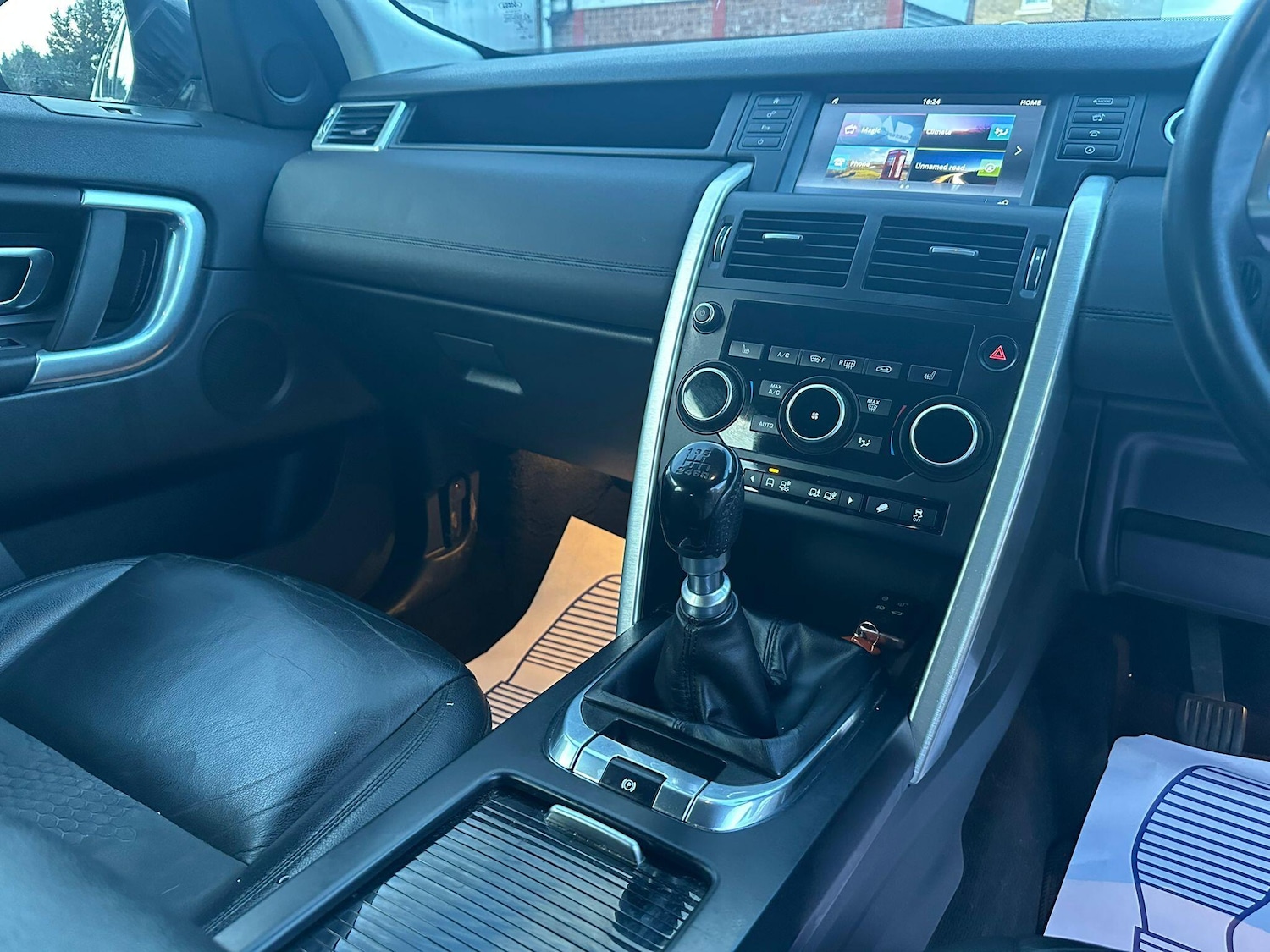 Used Land Rover Discovery Sport 2018 for sale - 77315473: Photo 50