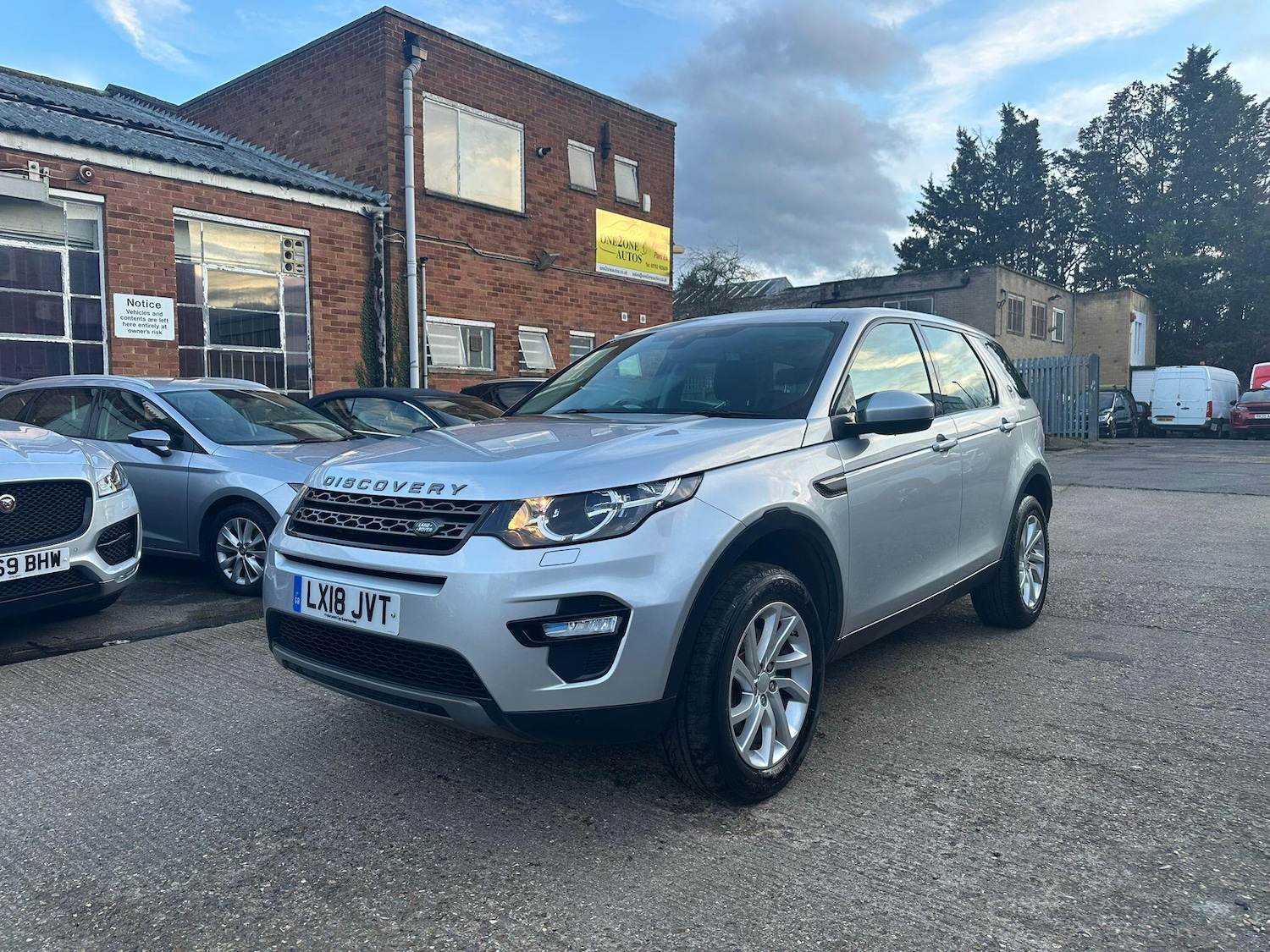 Used Land Rover Discovery Sport 2018 for sale - 77315473: Photo 8