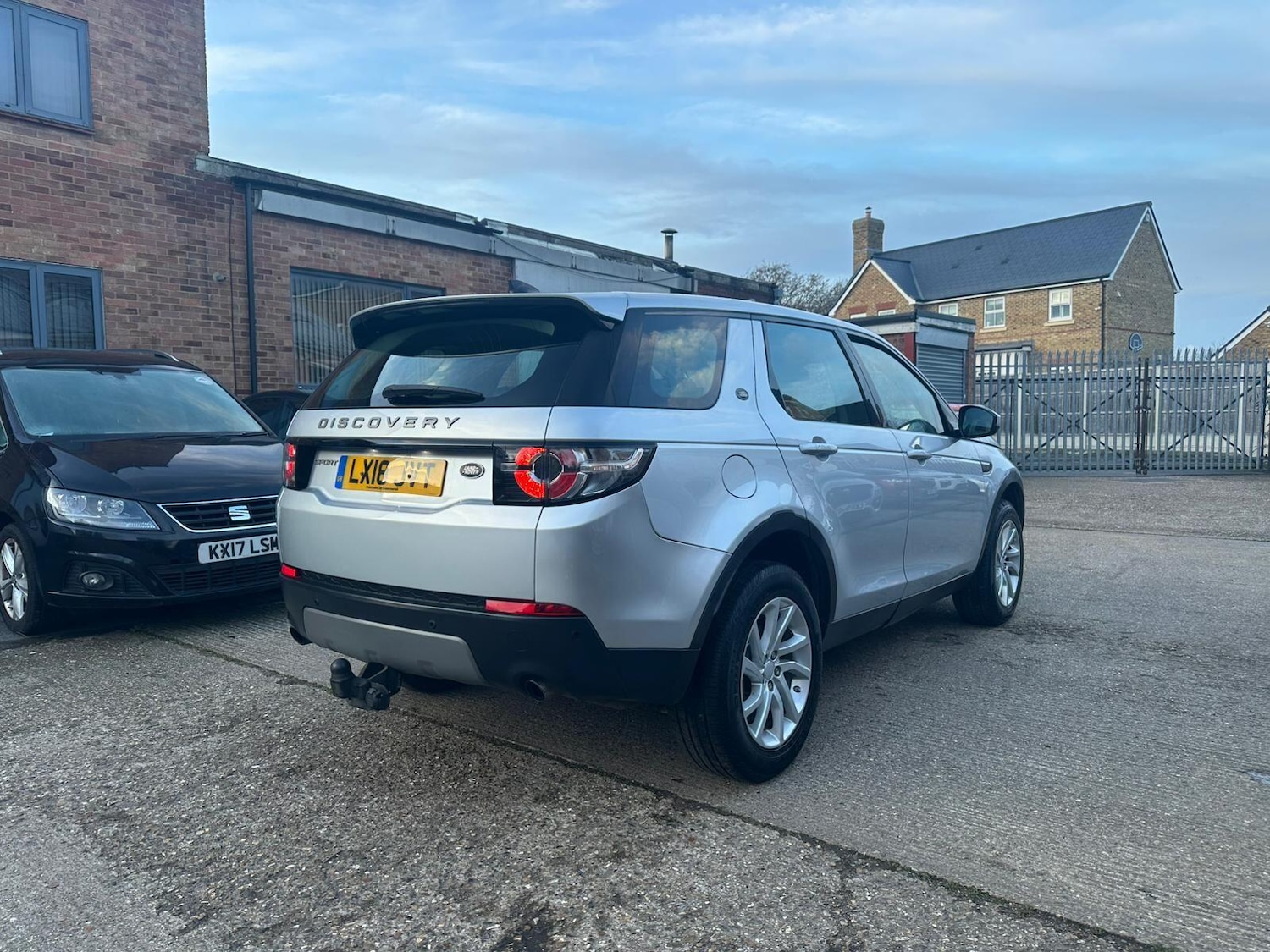 Used Land Rover Discovery Sport 2018 for sale - 77315473: Photo 9