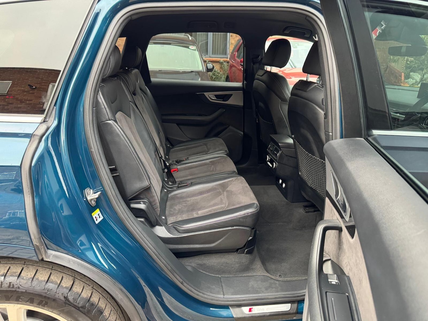 Used Audi Q7 2018 for sale - 76226496: Photo 16