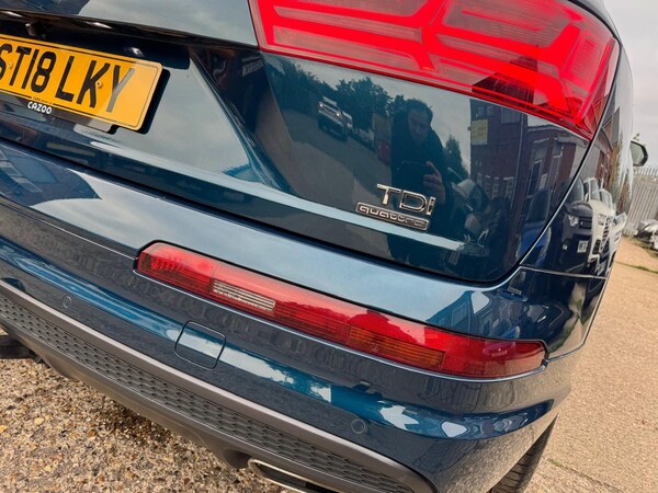 Used Audi Q7 2018 for sale - 76226496: Photo 35